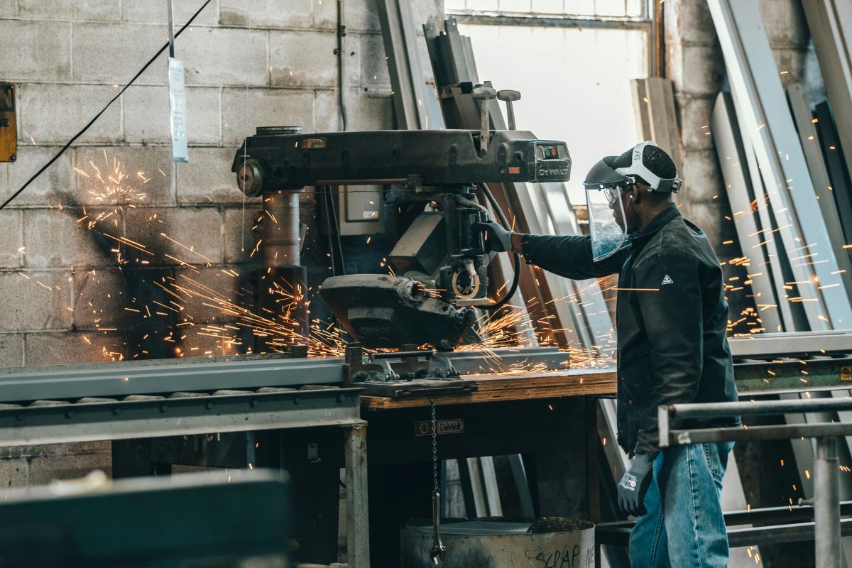 Elegir el equipo de soldadura adecuado para su taller Weldero