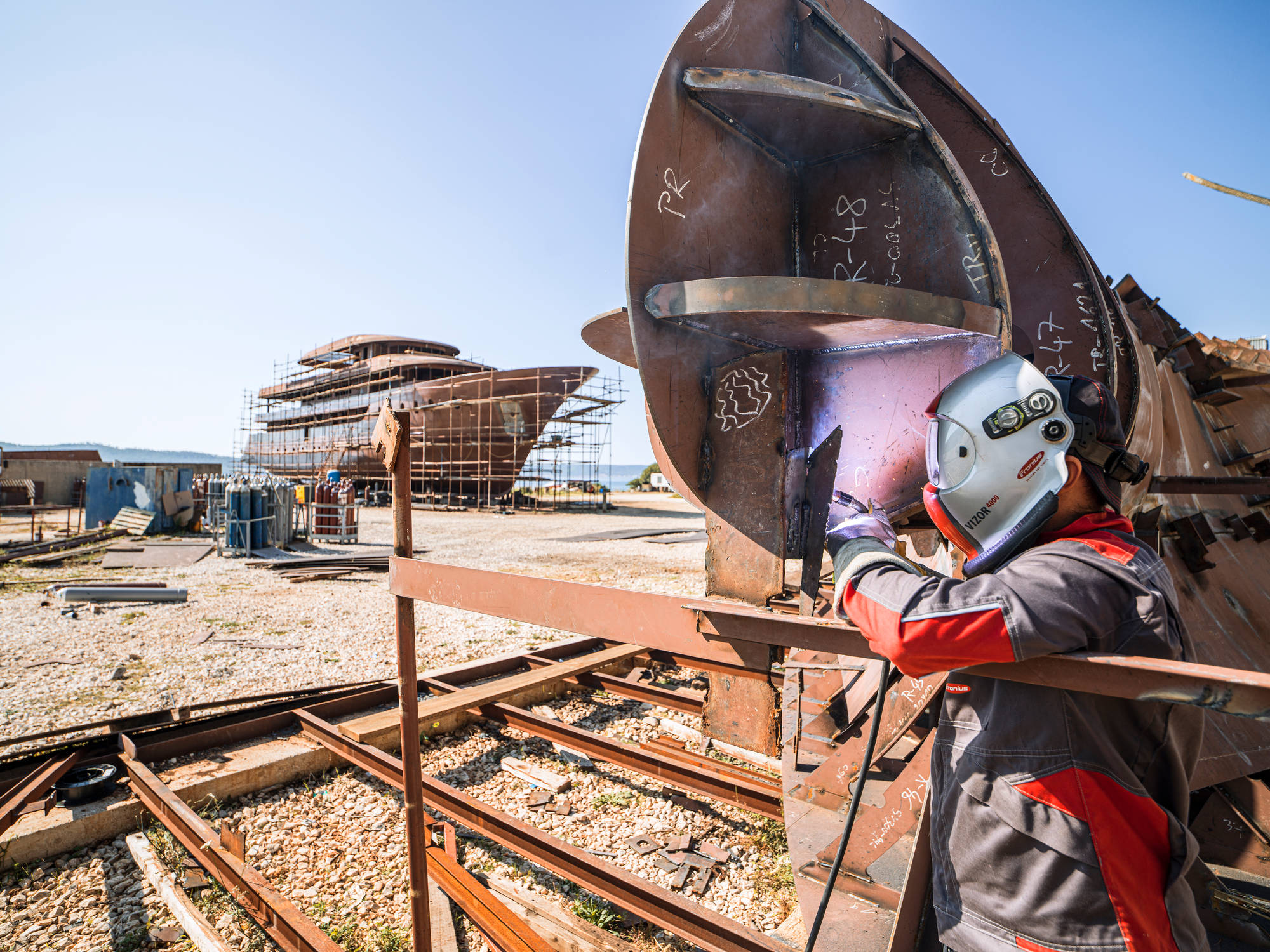 Soldadura en Condiciones Extremas: Técnicas y Seguridad en el Trabajo Weldero